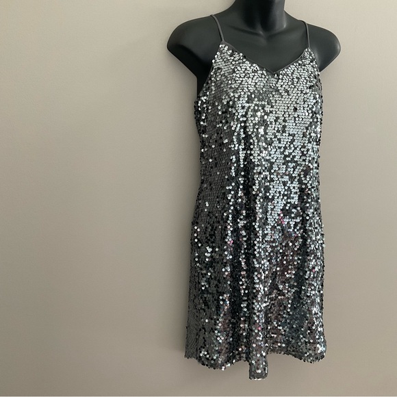 Express EUC Sequin Mini Dress. Size XS. - Picture 2 of 8